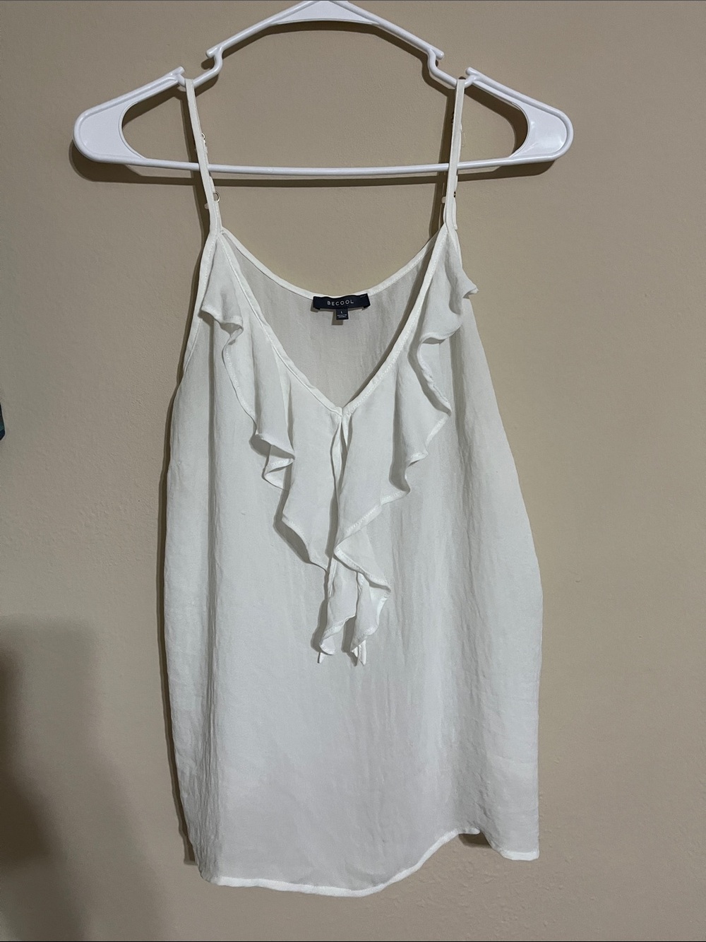BE COOL White Ruffle V-Neck Spaghetti Strap Tank